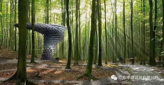 Parkorman:一個充滿未來感與愛的森林公園