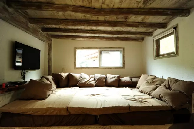 老屋改造，破敗房子變花園別墅