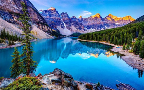 班芙國家公園堪稱世界一流的旅游目的地