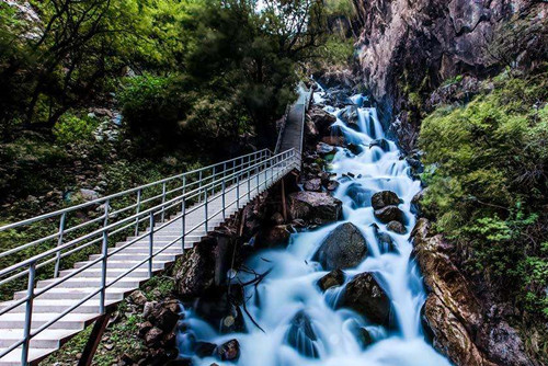 西藏自治區(qū)全力打造 “達沽—街需”景觀帶