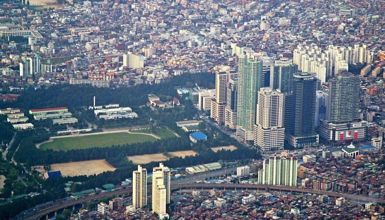 空軍學校的象征——波拉美公園