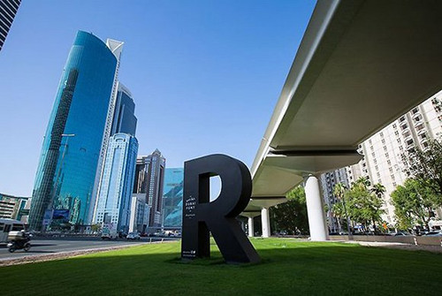 迪拜推出城市字體 把它們變成一道城市風景