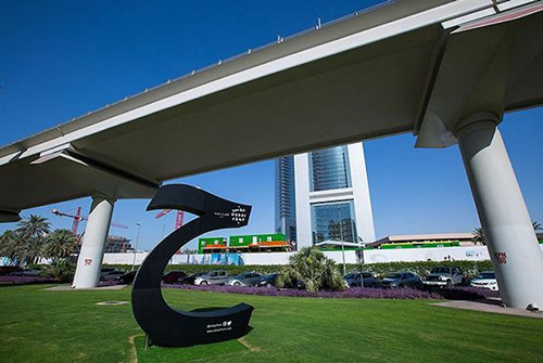 迪拜推出城市字體 把它們變成一道城市風景