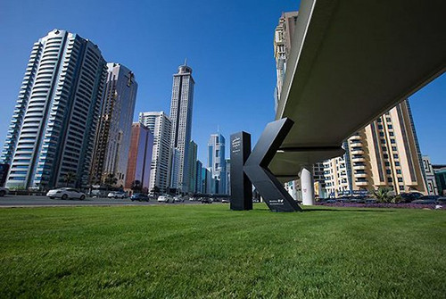 迪拜推出城市字體 把它們變成一道城市風景