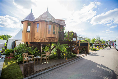 “藍森林”樹屋給你樹梢間生活的神奇體驗