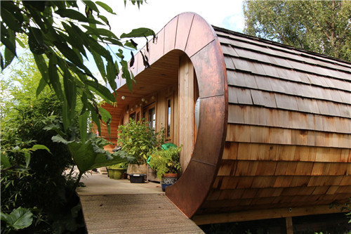 “藍(lán)森林”樹(shù)屋給你樹(shù)梢間生活的神奇體驗(yàn)