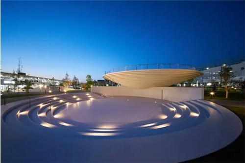 大型景觀作品——CoFuFun站前廣場