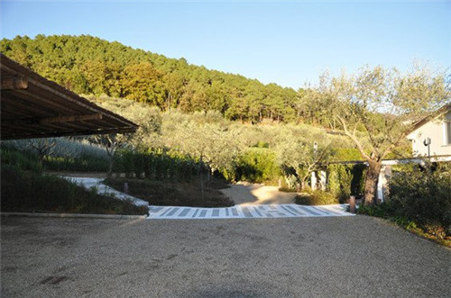 意大利奧托諾沃山上的私家花園