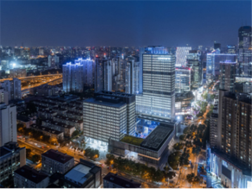 潘石屹張欣共同點亮SOHO天山廣場