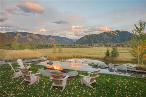 垃圾堆改造的住宅院落獲得國際設計大獎