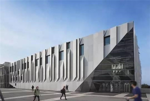 隈研吾爆改的故宮邊茶室,現竟變小商品攤!