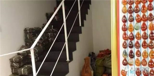 隈研吾爆改的故宮邊茶室，現竟變小商品攤！