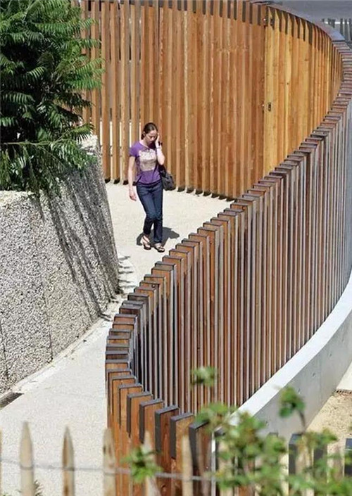 千變?nèi)f化的別墅小院圍墻設(shè)計(jì)