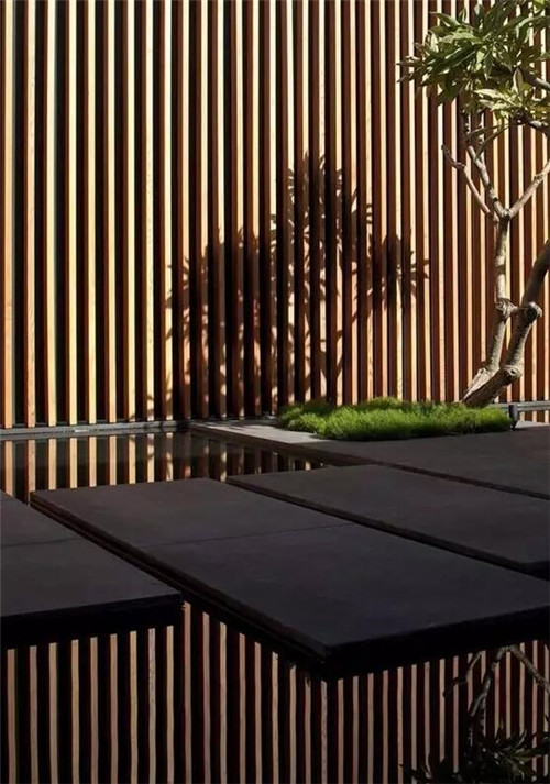 千變?nèi)f化的別墅小院圍墻設(shè)計(jì)