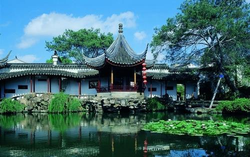 利用植物的季相變化塑造不同的園林景觀