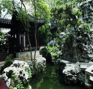 利用植物的季相變化塑造不同的園林景觀