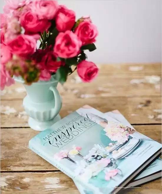 DIY插花把生活點(diǎn)綴得那么美