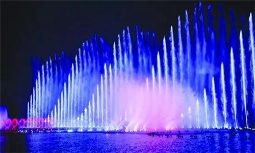 后官湖濕地公園里世界頂級的燈光音樂噴泉