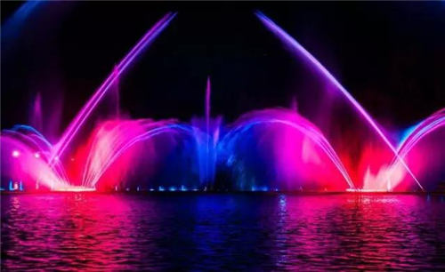 后官湖濕地公園里世界頂級的燈光音樂噴泉