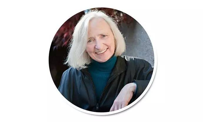 65歲的她將植物融入高級(jí)定制時(shí)裝設(shè)計(jì)