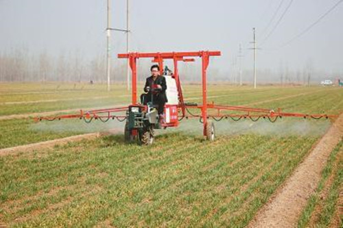 農藥的化學成分對環境有絕對的負面影響