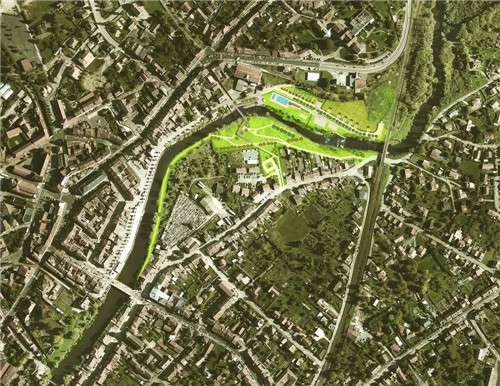 法國小鎮(zhèn)拉翁萊塔普沿著默爾特河岸