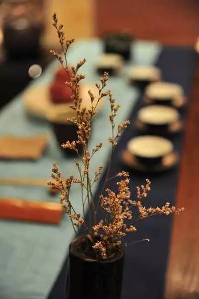 關(guān)于茶藝中用到的那些插花