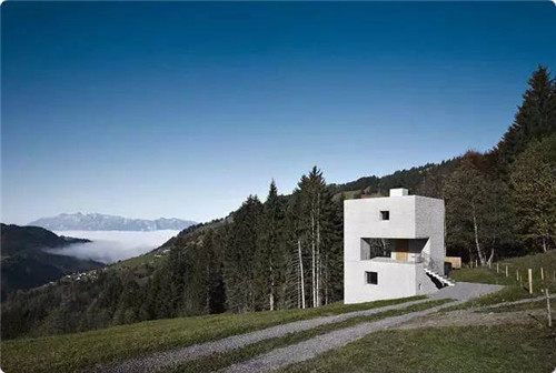 頂尖建筑師八款創(chuàng)新鄉(xiāng)村小屋設計