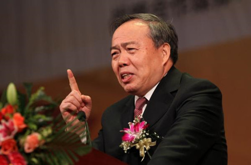 鄭新立：城鎮化方向將從大城市轉向特色小鎮