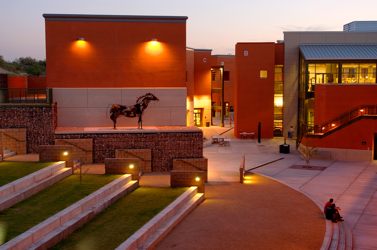 建筑和景觀一體化-----美國皮馬社區學院校園景觀設計