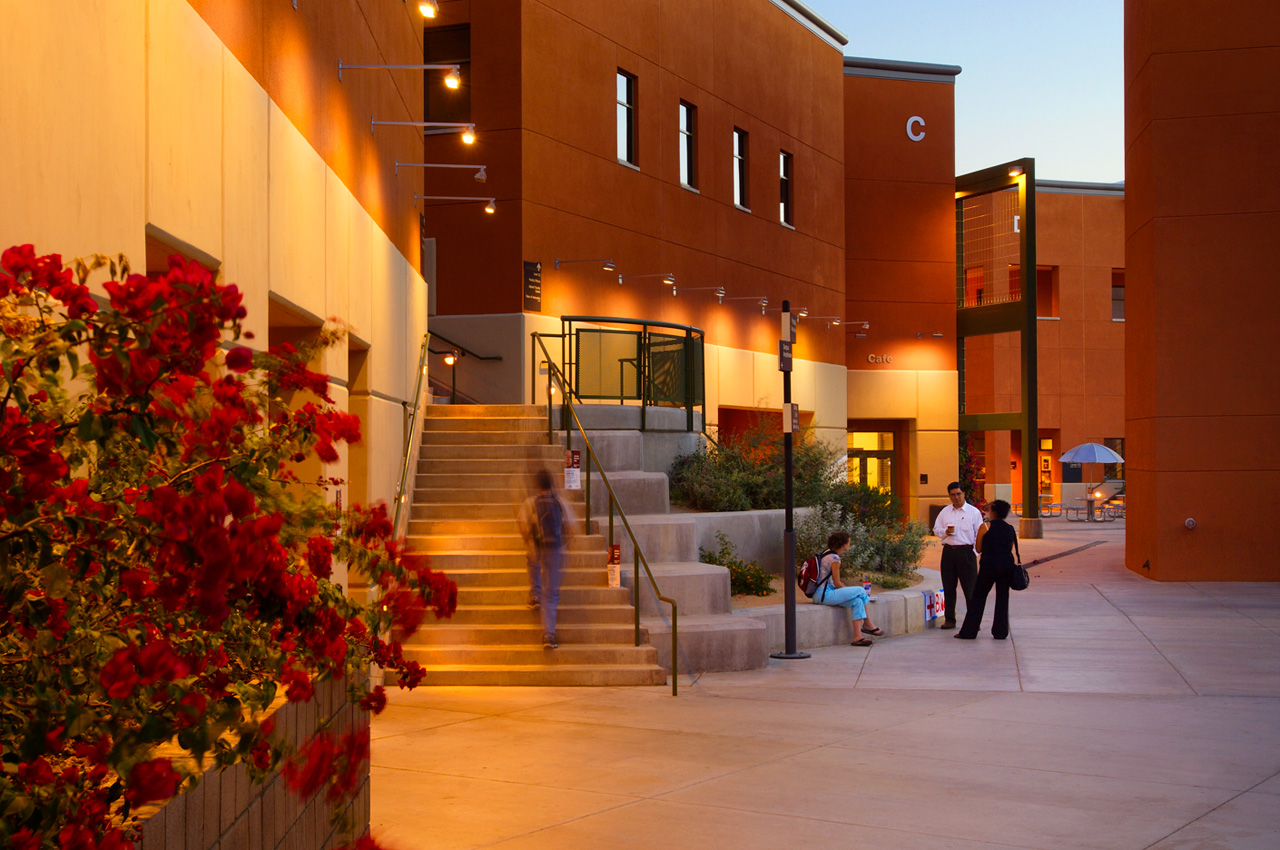 建筑和景觀一體化-----美國皮馬社區學院校園景觀設計