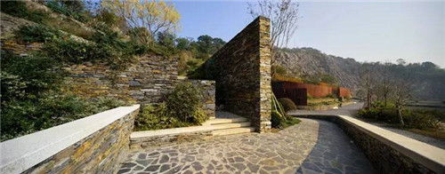 朱育帆作品——上海辰山礦坑花園