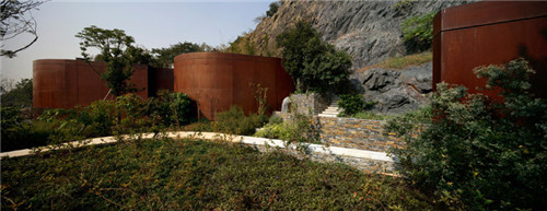 朱育帆作品——上海辰山礦坑花園