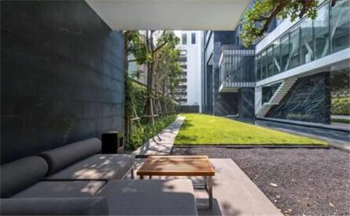 LAB設計事務所作品：HQ Thonglor住宅景觀