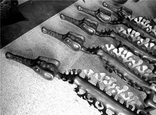 TROP作品:Pok設計的雕塑