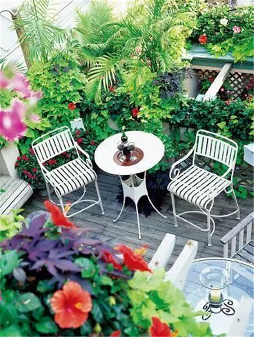 下沉式庭院溫情與美景共存