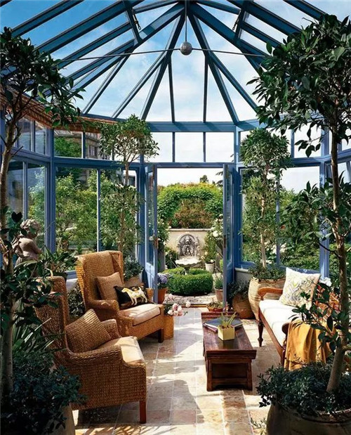 下沉式庭院溫情與美景共存