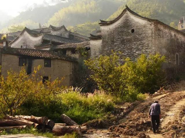 鄉(xiāng)村公共空間打造助推美麗鄉(xiāng)村建設(shè)