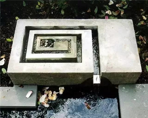院子里造個(gè)小水景檔次提高了十倍不止