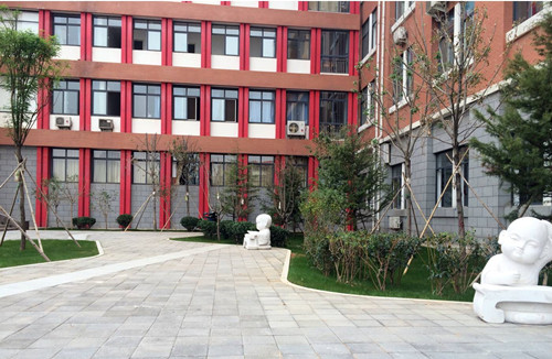 園冶杯專(zhuān)業(yè)獎(jiǎng)：山東藝術(shù)學(xué)校海綿城市改造設(shè)計(jì)