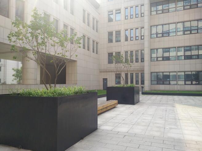 遷安市市政廣場(chǎng)西側(cè)公建區(qū)雨水改造工程