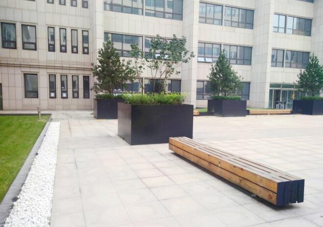 遷安市市政廣場(chǎng)西側(cè)公建區(qū)雨水改造工程