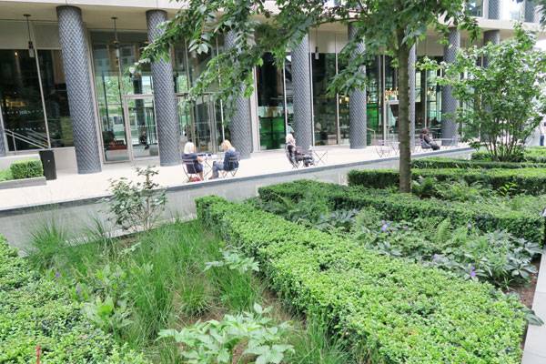 新城市廣場——如何讓建筑間的空間具有活力