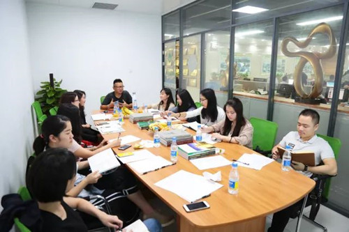 研究生工作站企業導師分享會走進文科園林