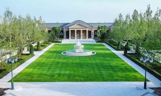 融創(chuàng)中心五園七景描摹新法式宜居住區(qū)