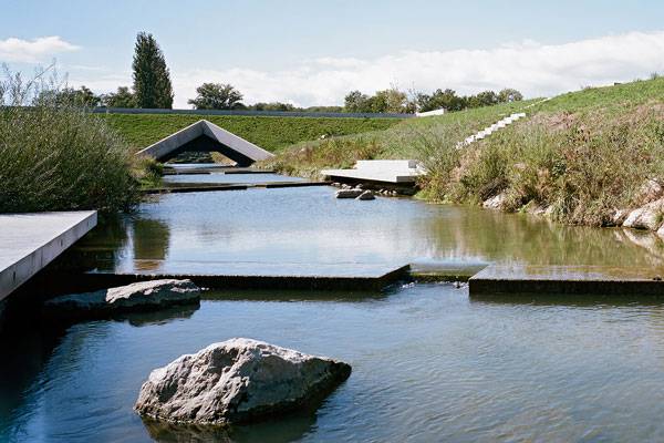 讓被廢棄的河流煥發新生的景觀設計方案