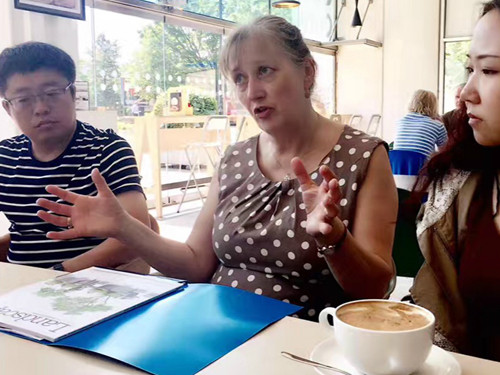 謝菲爾德大學教授海倫·伍利在中國農大開講座