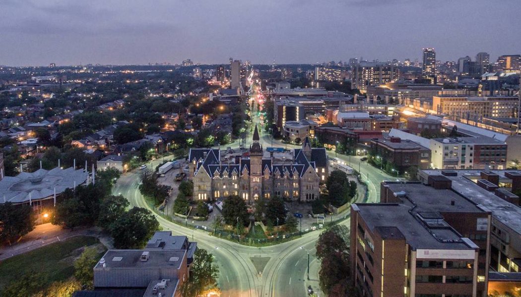 士巴丹拿新月大樓規劃設計中可獲得什么教訓