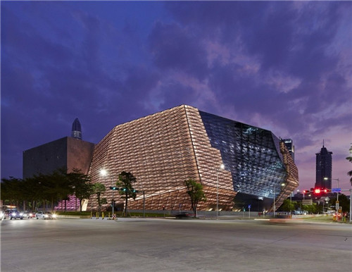 深圳當代藝術館及城市規劃展覽館