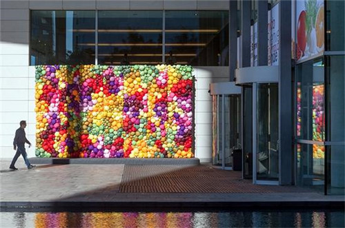 以水果和蔬菜為主題的城市雕塑